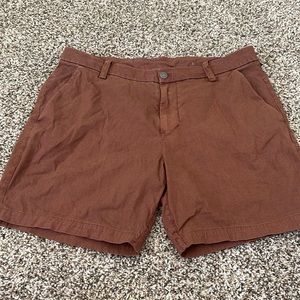 Lululemon Men’s Red Brown Rustic Shorts Size 34